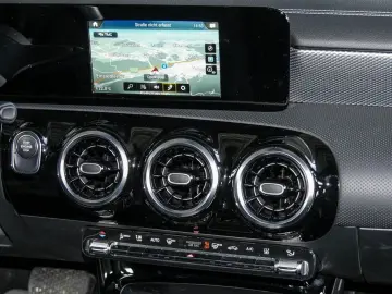 CLA 250e PROGRESSIVE LED NAVI AHK KAM SITZKLIMA