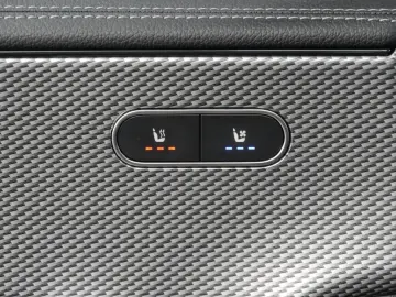 CLA 250e PROGRESSIVE LED NAVI AHK KAM SITZKLIMA