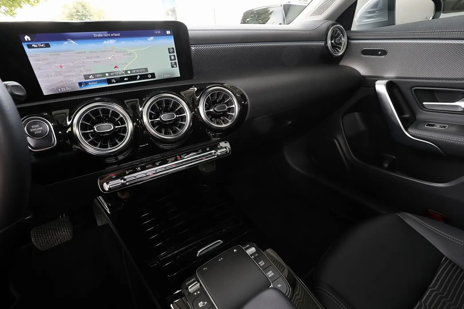 CLA 250 e Coupé DISTRONIC 360  KEYLESS LED 18