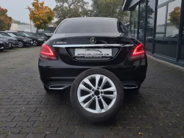 C 300de AVANTGARDE - LED - 8 x ALU -