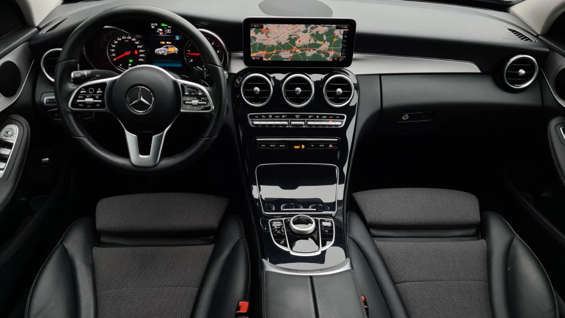 C 300de AVANTGARDE - LED - 8 x ALU -