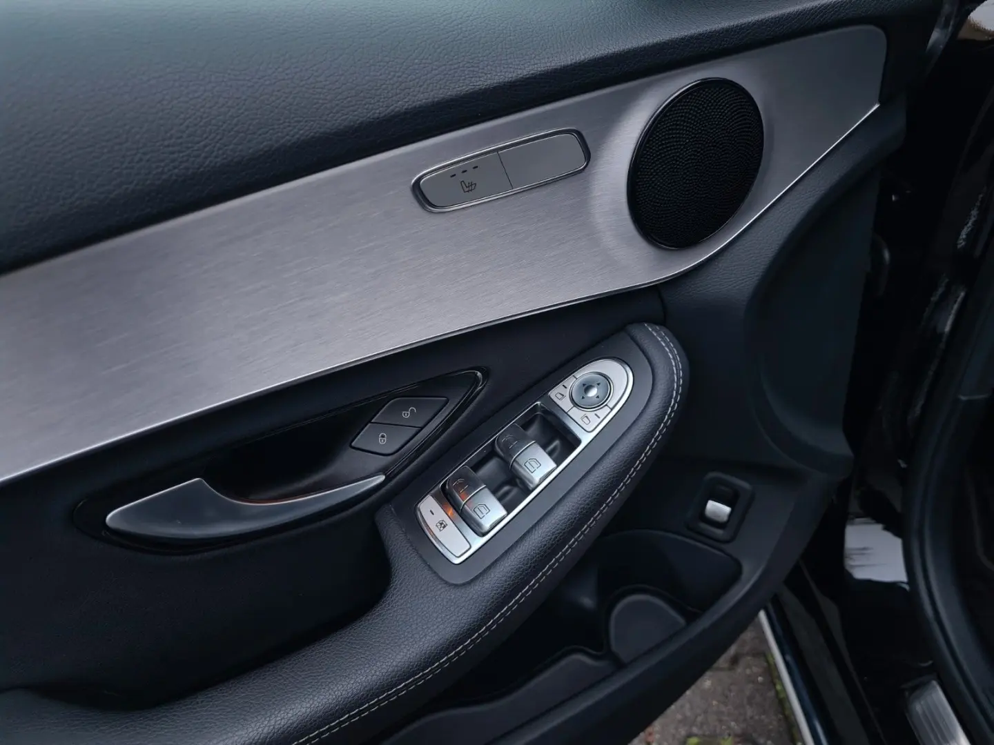 C 300de AVANTGARDE - LED - 8 x ALU -