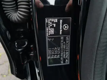 C 300de AVANTGARDE - LED - 8 x ALU -