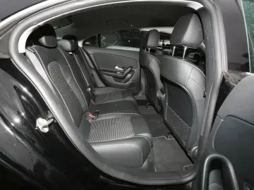 CLA 250 e Coupé MBUXNavi  Kamera Public Charging