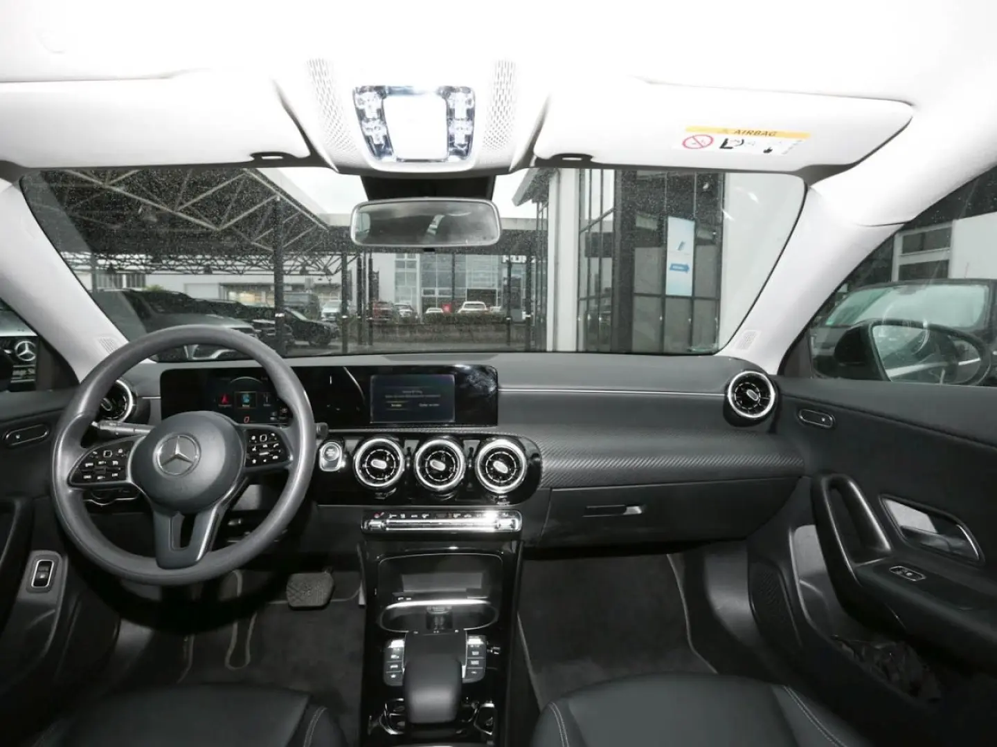 CLA 250 e Coupé MBUXNavi  Kamera Public Charging