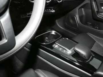 CLA 250 e Coupé MBUXNavi  Kamera Public Charging