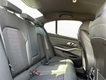 320d LCPlus HUD H K DA PA Standheiz.Sports. Navi