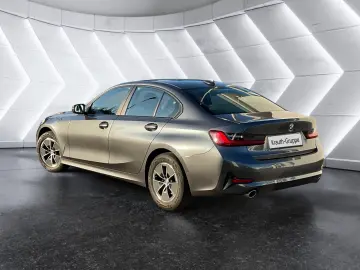 318d Limousine DAB LED Klimaaut. PDC