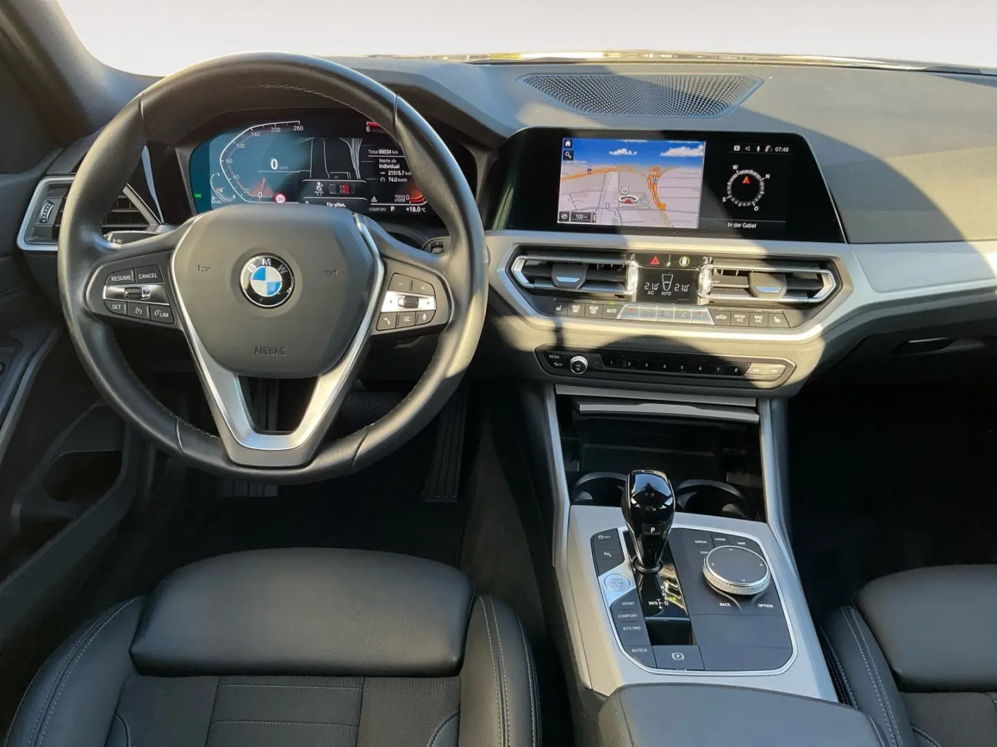 318d Limousine DAB LED Klimaaut. PDC