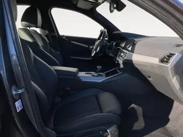 318d Limousine DAB LED Klimaaut. PDC