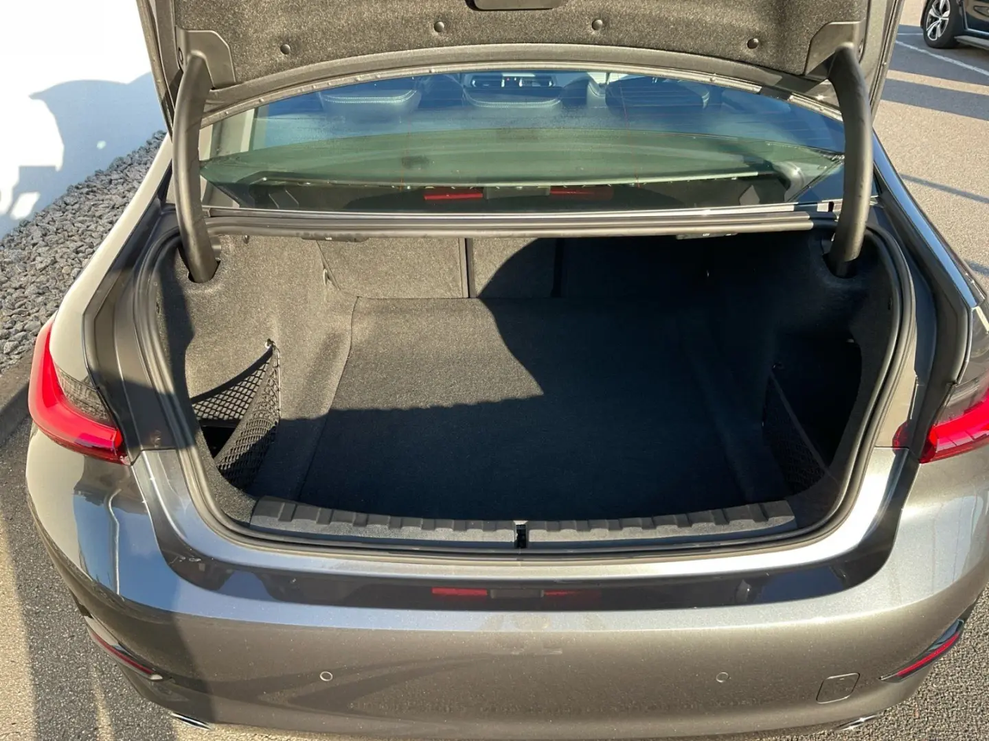 318d Limousine DAB LED Klimaaut. PDC