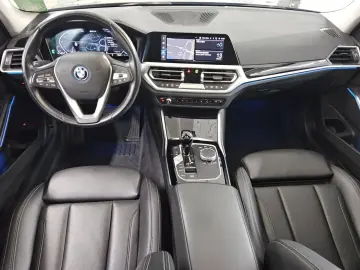 320e Luxury-Line GSD Leder Navi LC Prof. Kamera