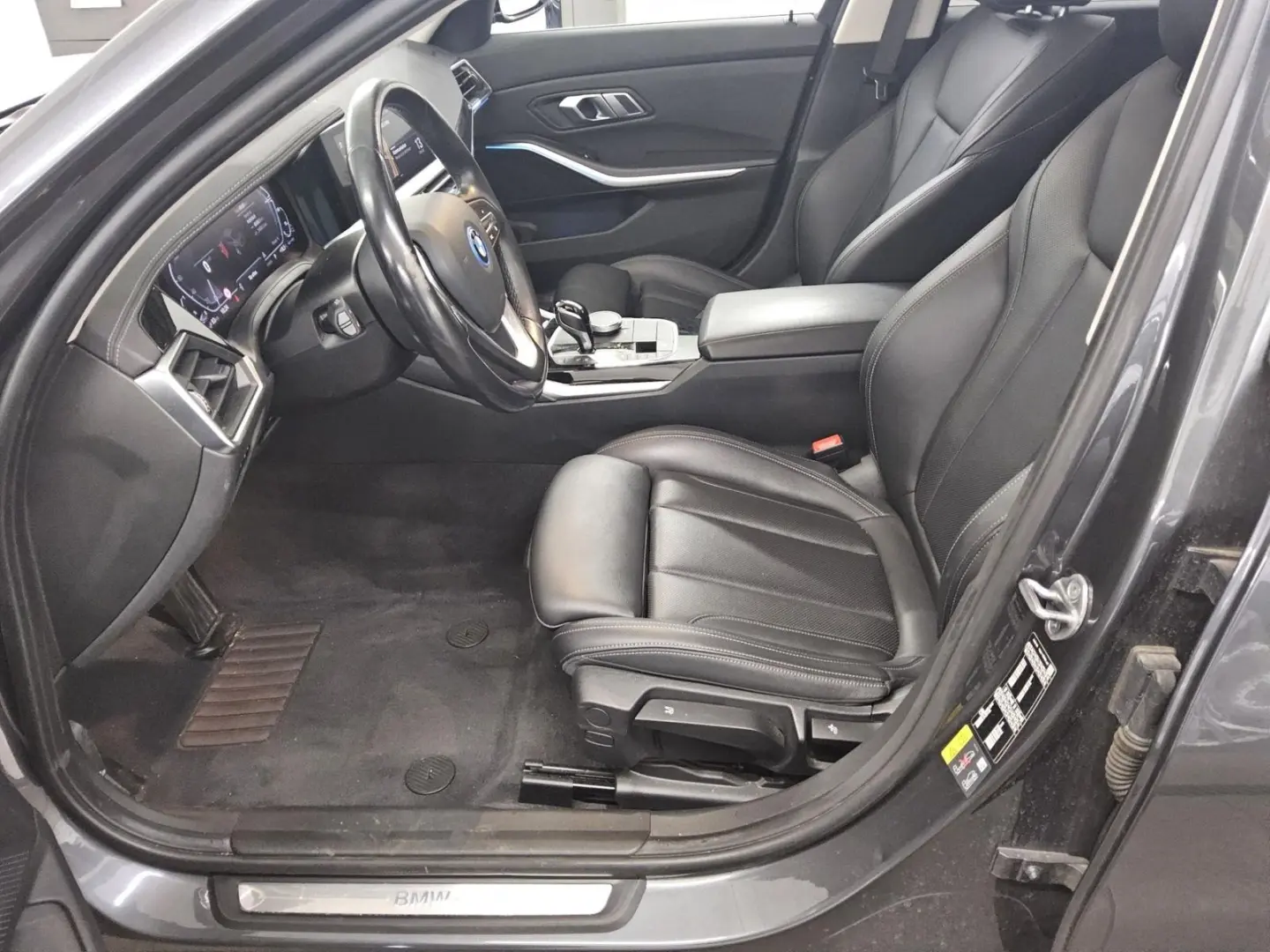 320e Luxury-Line GSD Leder Navi LC Prof. Kamera