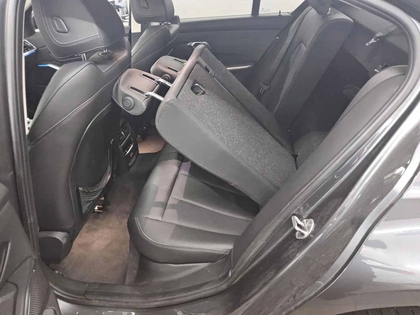 320e Luxury-Line GSD Leder Navi LC Prof. Kamera