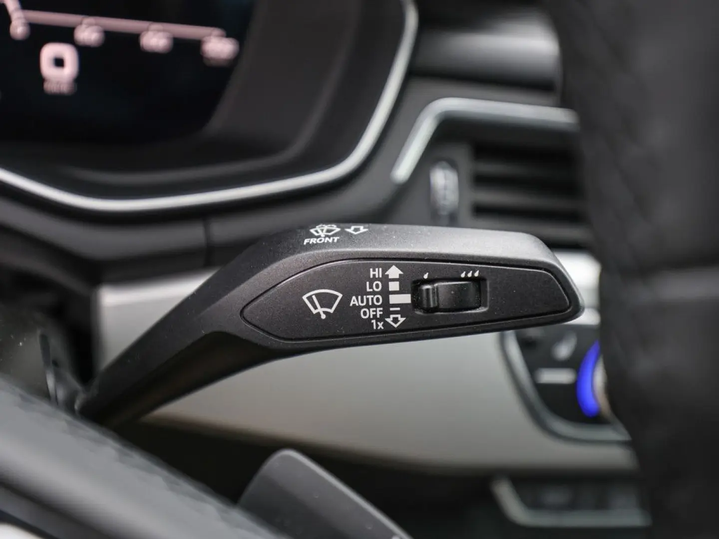 A4 Limo advanced 40 TDI S tronic LED NAVI KAMERA