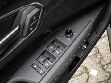 Audi RS e-tron GT performance quattro CARBON