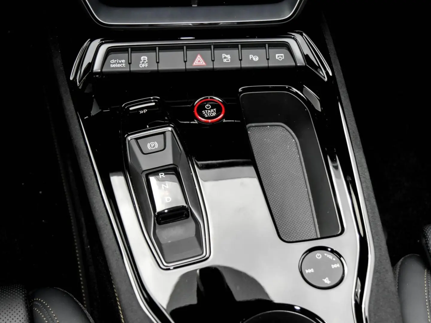 Audi RS e-tron GT performance quattro CARBON