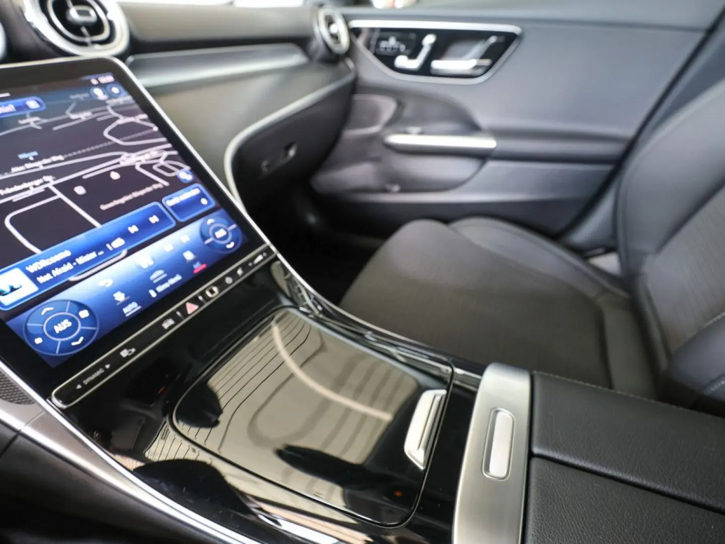 C 180 Avantgarde Advanced Plus LED Navi Kamera K