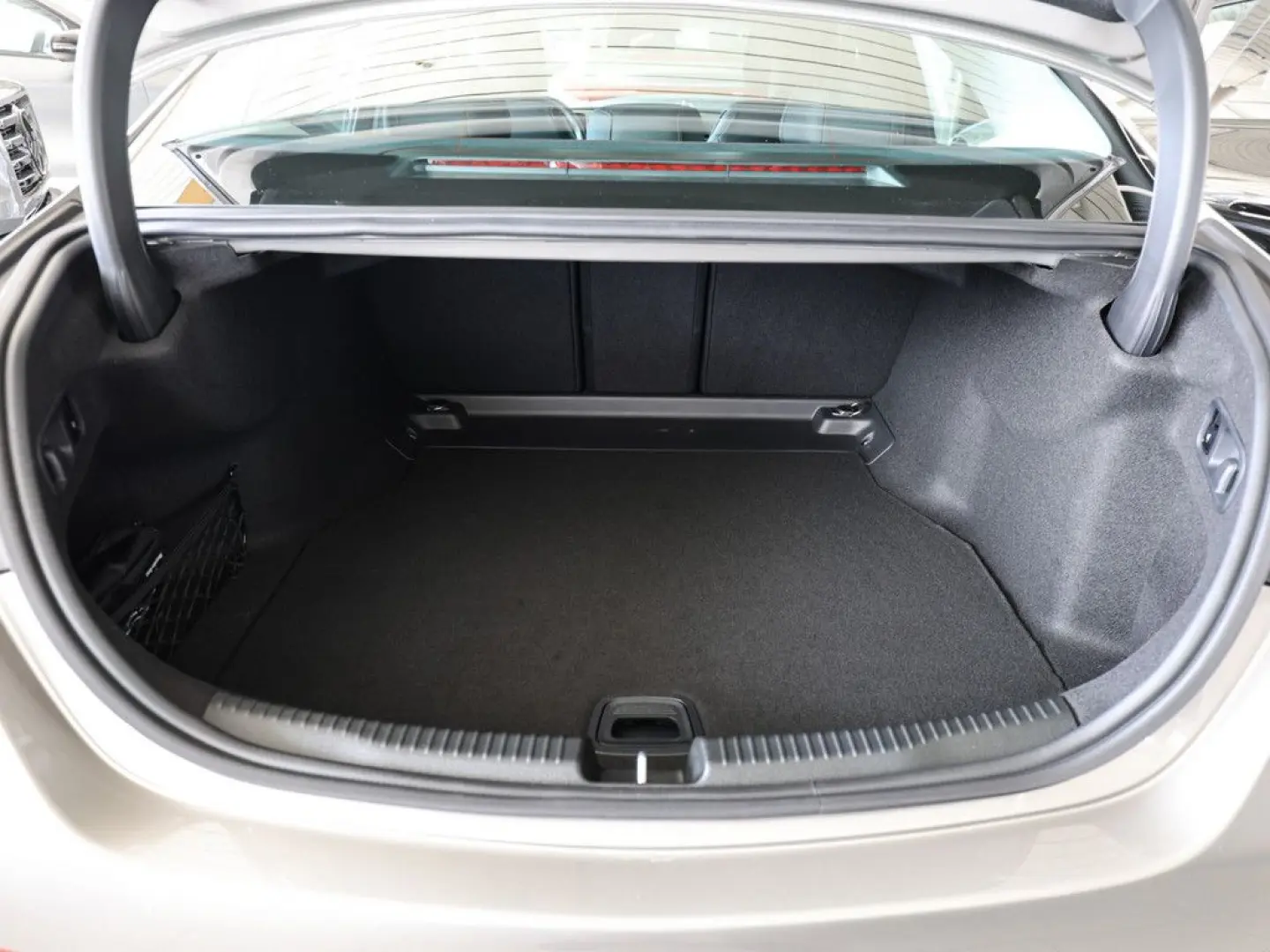 C 180 Avantgarde Advanced Plus LED Navi Kamera K