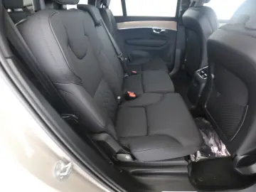 XC90 T8 Plus Dark Plug-In Hybrid Air Susp 360  Cristal H&K