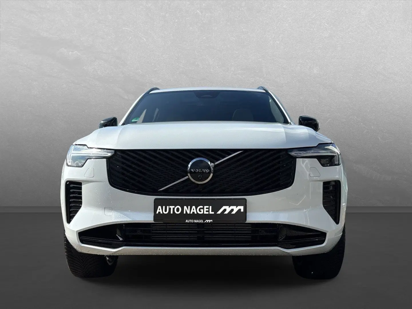 XC90 T8 PHEV AWD Plus Dark 360 Cristal H&K Panoramic Hud