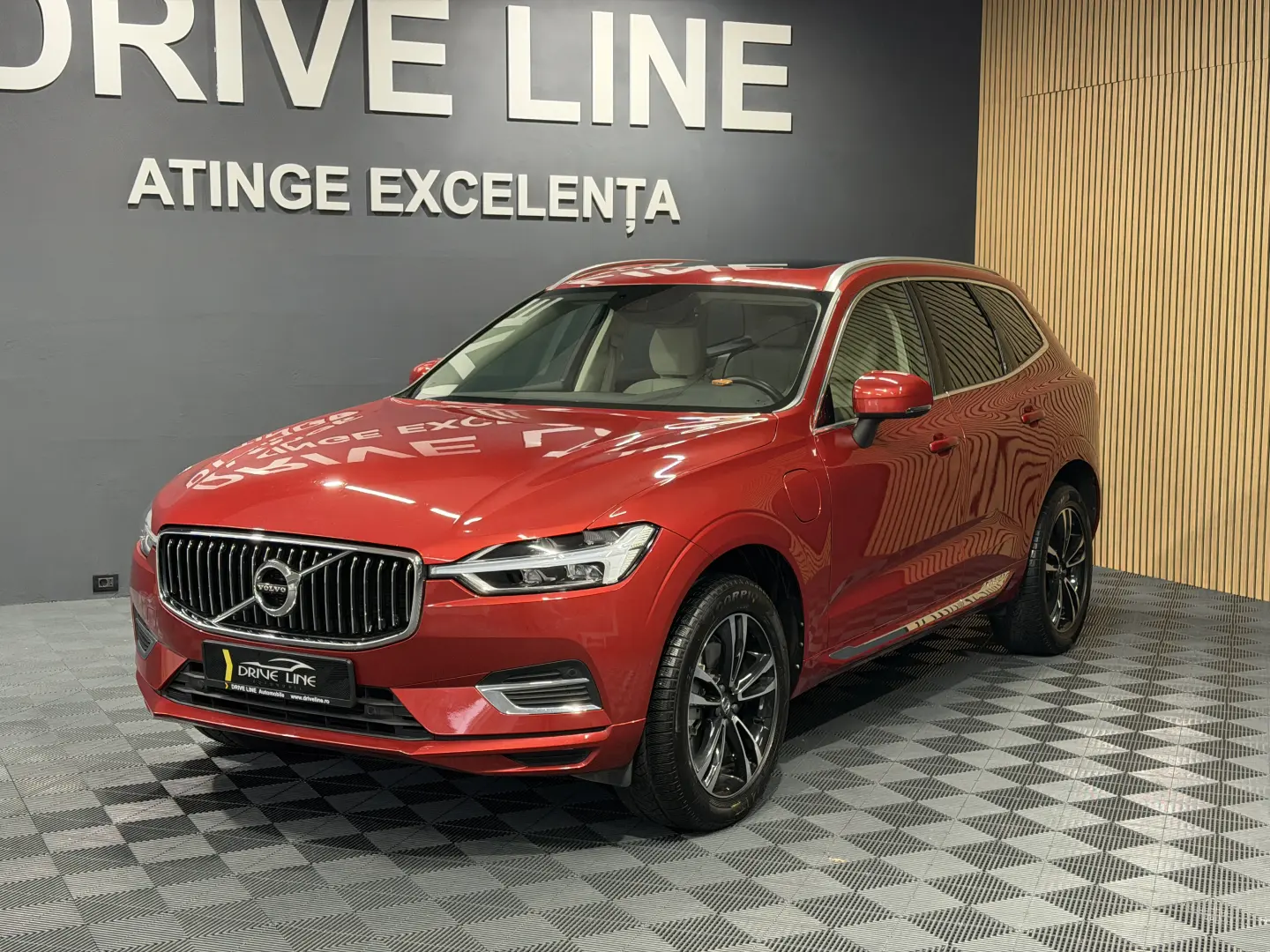 VOLVO XC60 AWD Momentum