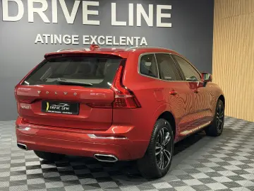 VOLVO XC60 AWD Momentum