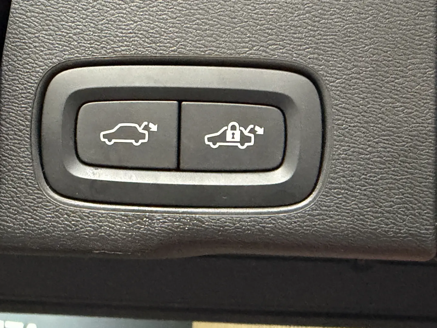 VOLVO XC60 AWD Momentum