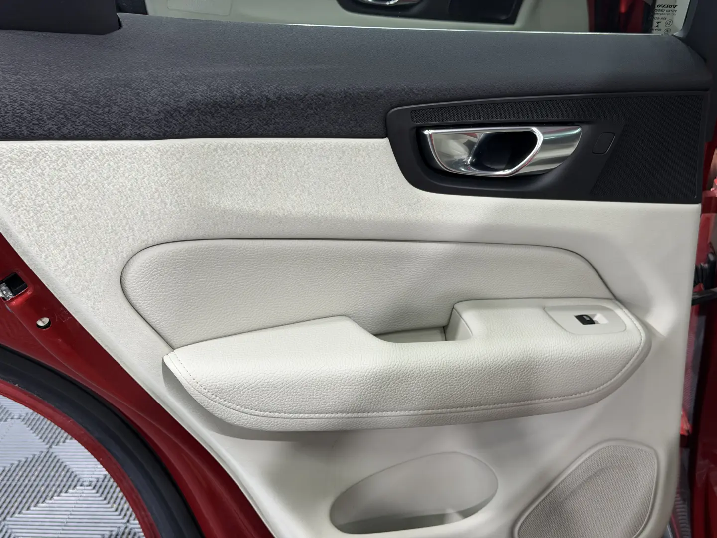 VOLVO XC60 AWD Momentum