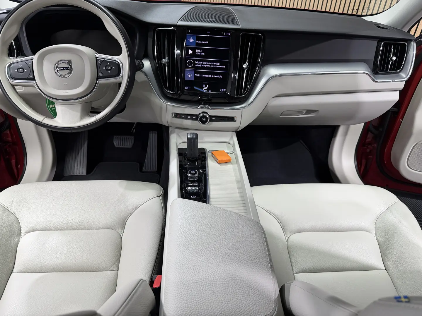 VOLVO XC60 AWD Momentum