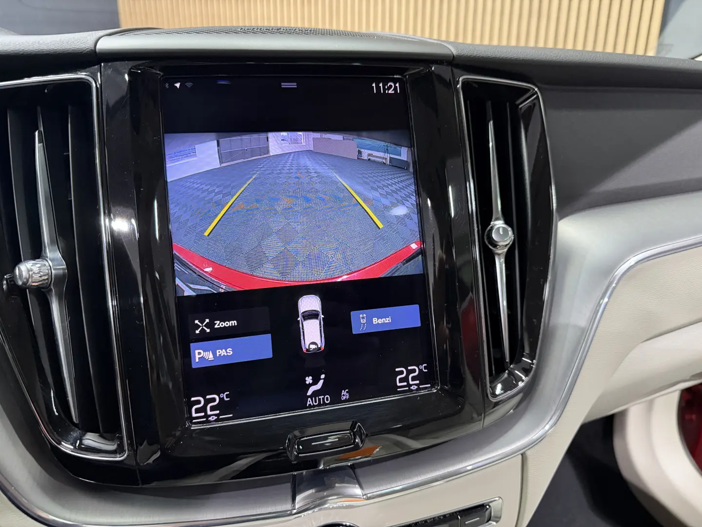 VOLVO XC60 AWD Momentum