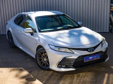 Camry Hybrid Încălzire Volan Încălzit CarPlay Camere360'