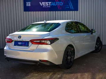 Camry Hybrid Încălzire Volan Încălzit CarPlay Camere360'