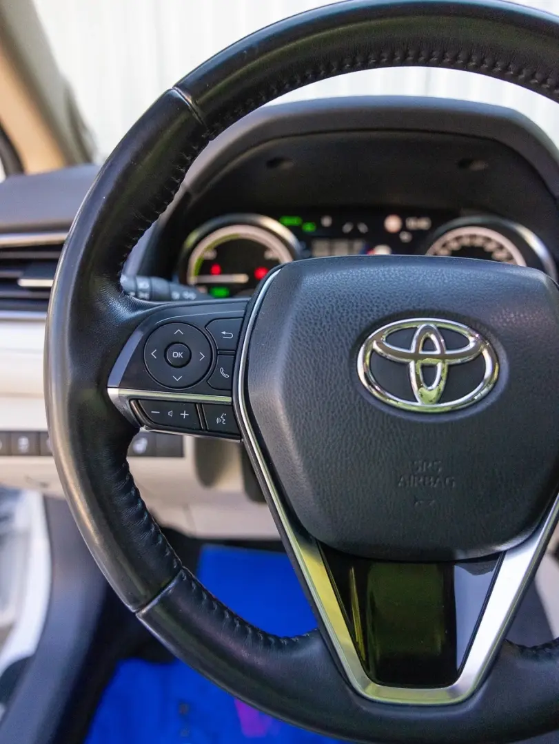 Camry Hybrid Încălzire Volan Încălzit CarPlay Camere360'
