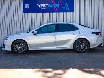 Camry Hybrid Încălzire Volan Încălzit CarPlay Camere360'