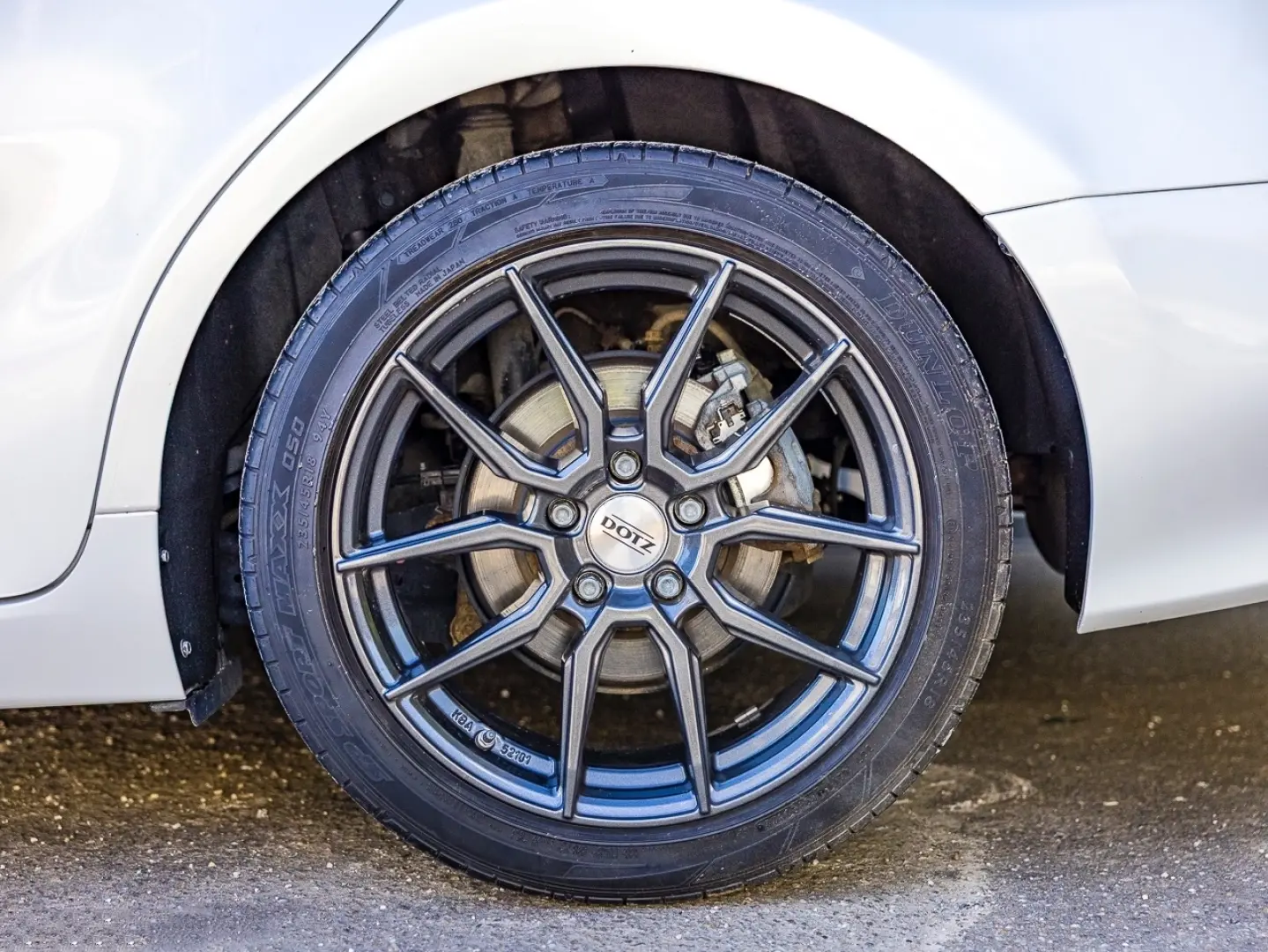 Camry Hybrid Încălzire Volan Încălzit CarPlay Camere360'