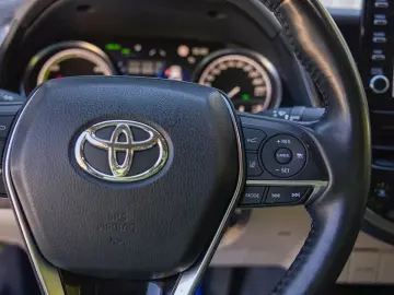 Camry Hybrid Încălzire Volan Încălzit CarPlay Camere360'