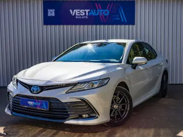 Camry Hybrid Încălzire Volan Încălzit CarPlay Camere360'
