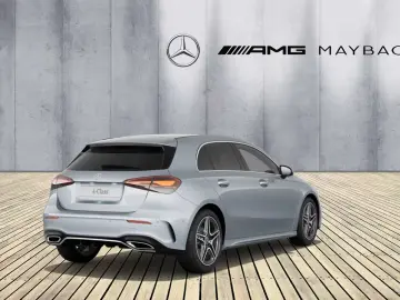 A 180 AMG MBUX-Navi Multibeam Pano RFK Totwinkel