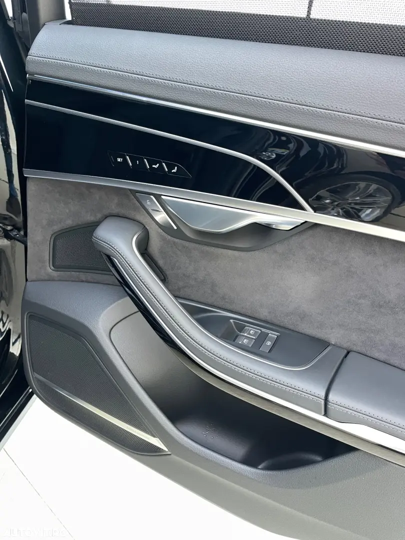 Audi A8 55 TFSI quattro Tiptronic MHEV