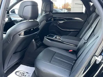 Audi A8 55 TFSI quattro Tiptronic MHEV
