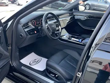 Audi A8 55 TFSI quattro Tiptronic MHEV