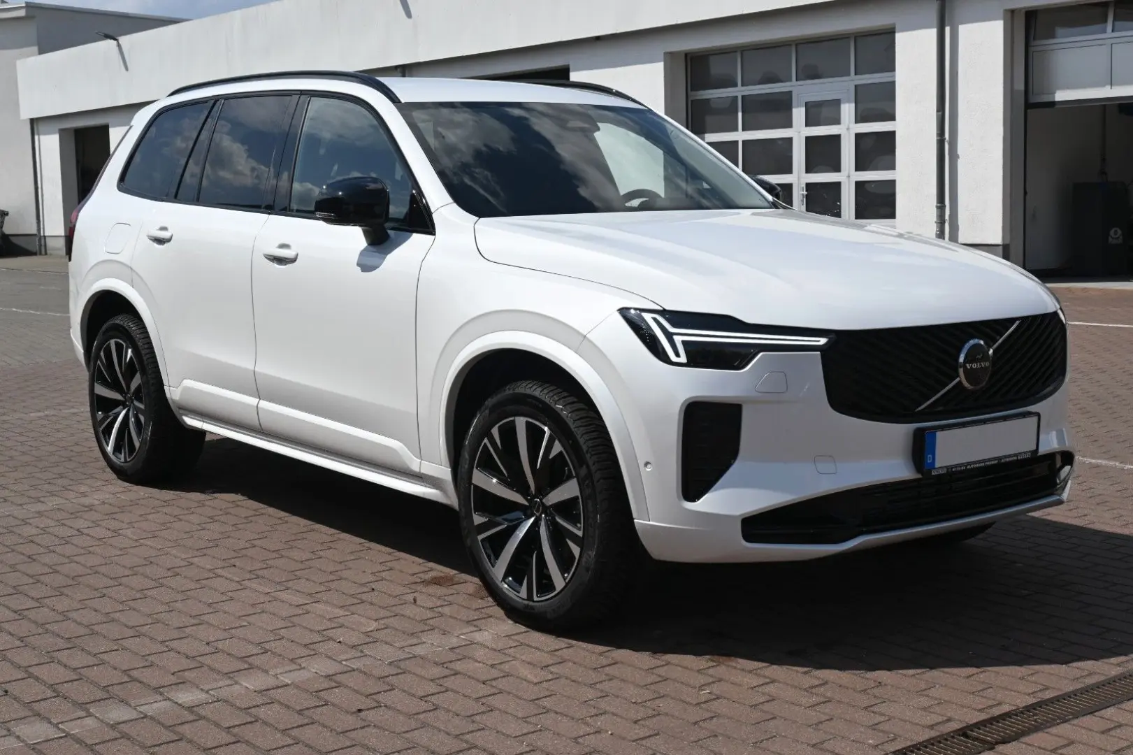 XC90 T8 RC AWD Plus Dark 360