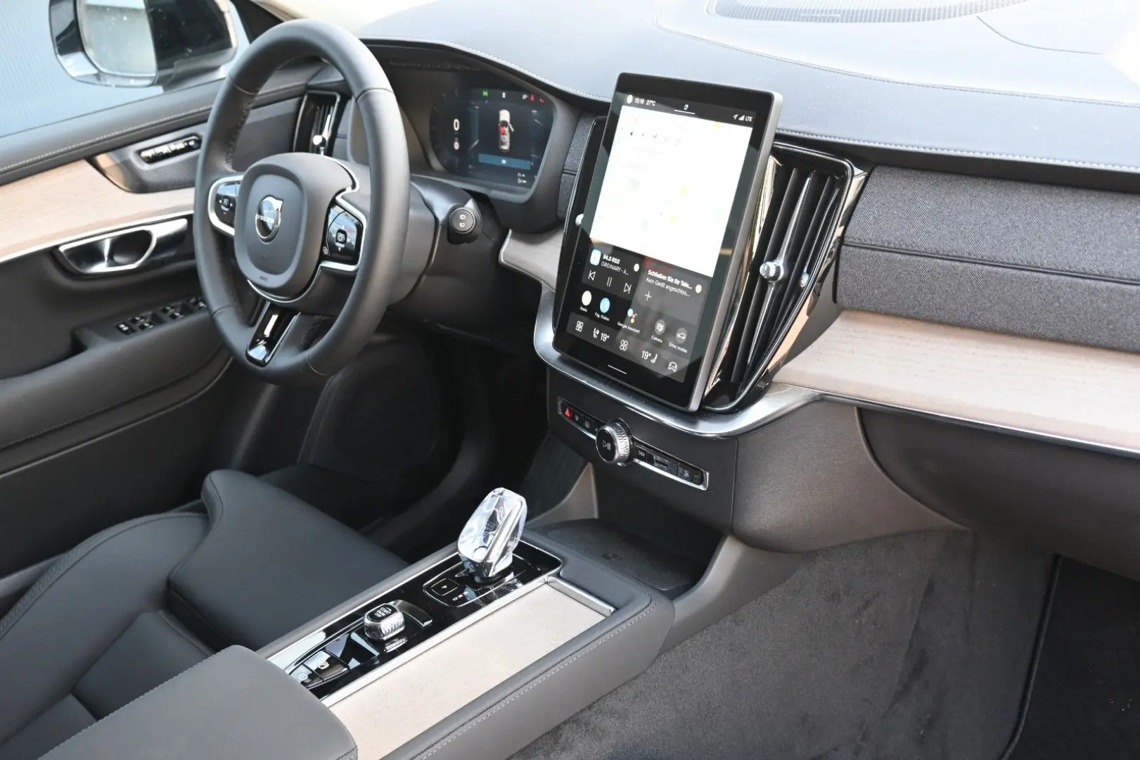 XC90 T8 RC AWD Plus Dark 360