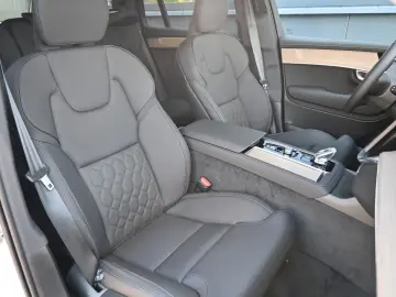 XC90 T8 RC AWD Plus Dark 360