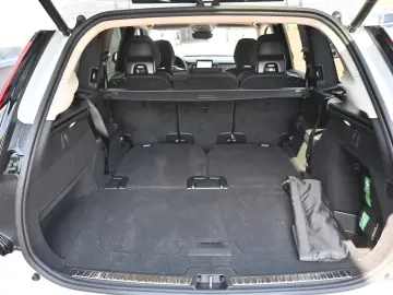 XC90 T8 RC AWD Plus Dark 360