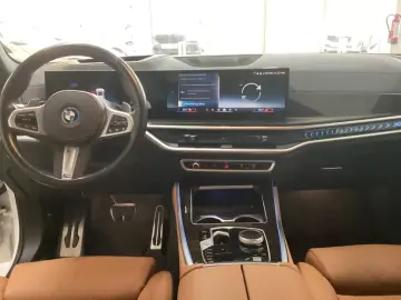 BMW X5 50e M Sport AHK PanoSky KomfSi