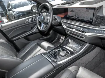 X5 xDrive30d M Sport HUD PANO ACC AHK 360 KAM