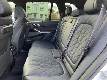 X5 50e xDrive M-SportPro Pano AHK 22erLM Iconic