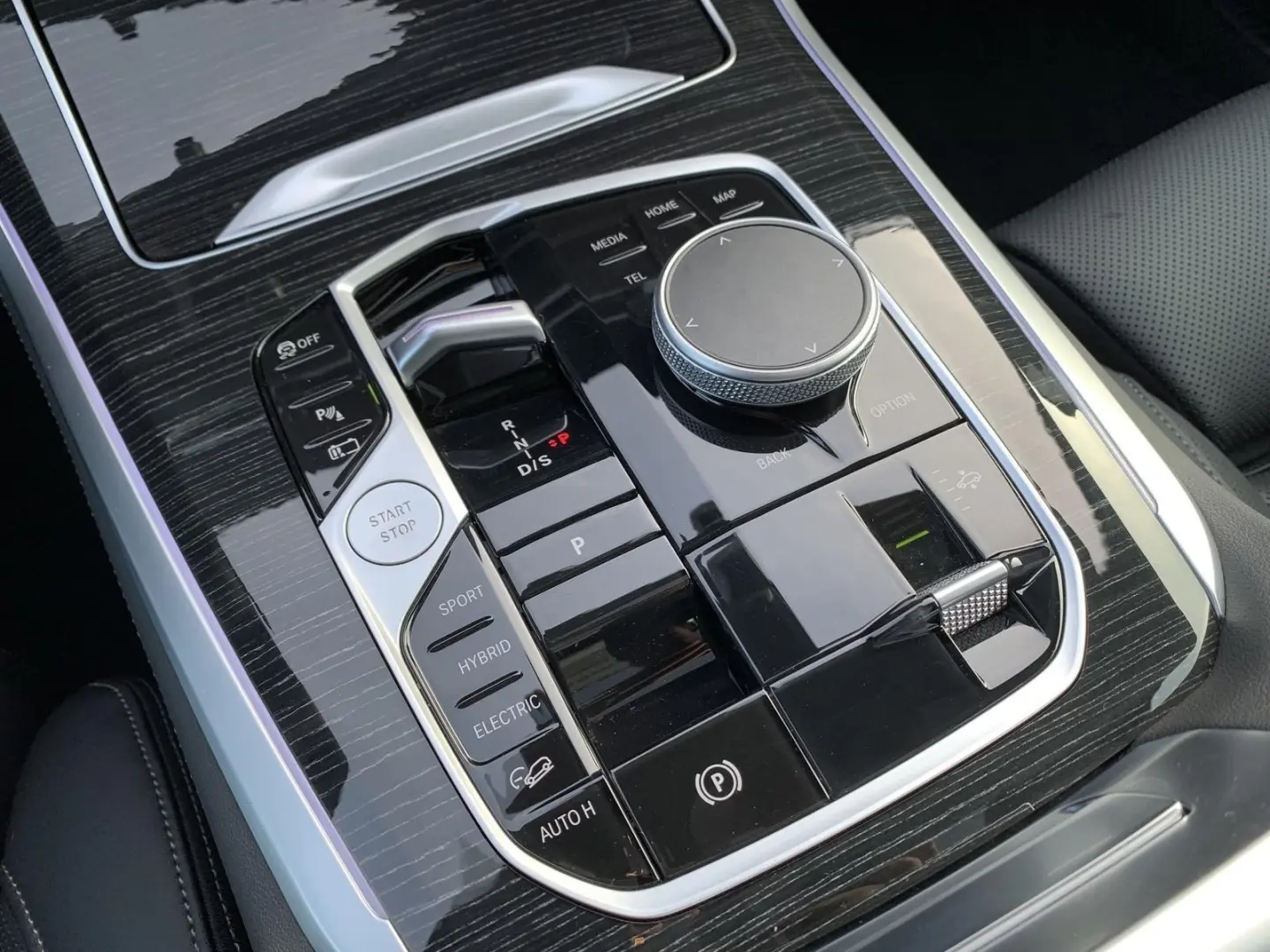 X5 50e xDrive M-SportPro Pano AHK 22erLM Iconic